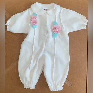 Pete’s Partner Polyster Onesies Size 6-9 Months